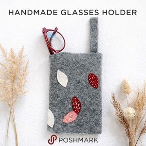 Handmade Gray Felt Glasses Case with Leaf Design